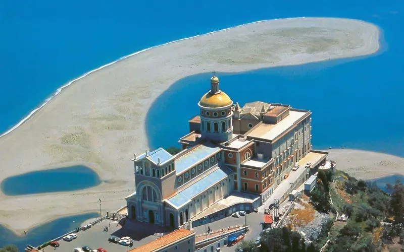 Casa Vacanze Sabbie Di Giove Patti Italy